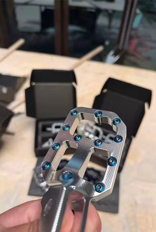 Wide CNC Machined Pegs Compatible for Mostly all Bikes
